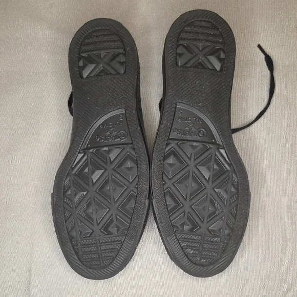 NWOT Converse Chuck Taylor All Star Low Top Sneaker - Picture 6 of 7